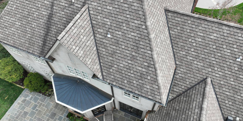 Roofer in Greenville, South Carolina
