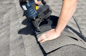 Four Benefits of Hiring Local Roofers